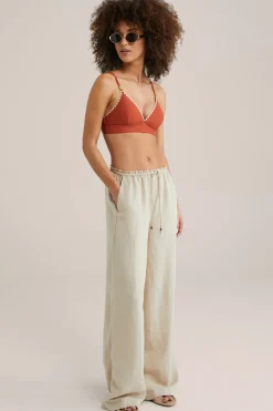 bikinitop met embroidery