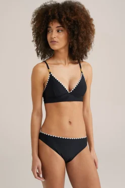 bikinitop met embroidery