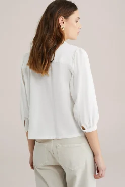 blouse met embroidery