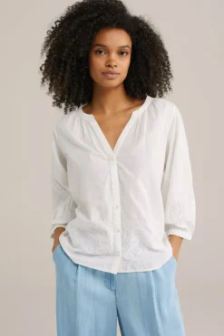 blouse met embroidery