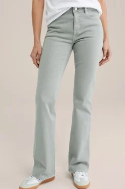 bootcut jeans