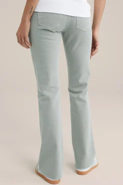 bootcut jeans