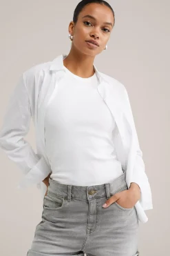 high rise denim short met comfortstretch