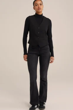 high rise flared jeans met stretch