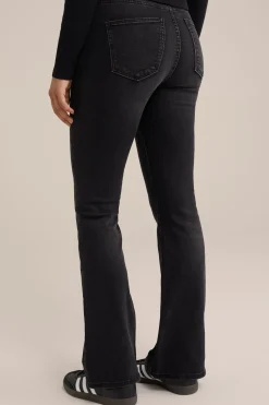 high rise flared jeans met stretch
