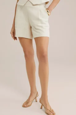high rise short met structuur
