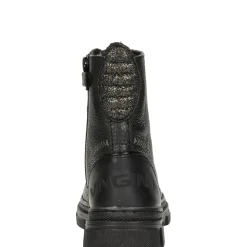 Jennifer meisjes veterboot