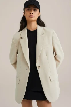 loose fit blazer