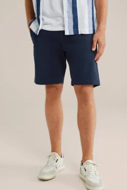 loose fit chino short met stretch