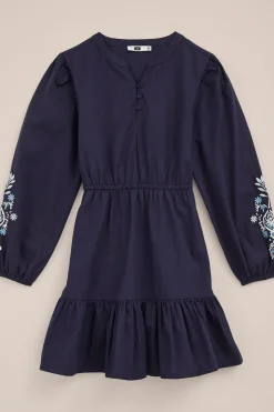 Meisjes jurk met embroideries