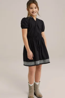 Meisjes jurk met embroidery