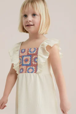 Meisjes jurk met embroidery