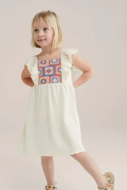 Meisjes jurk met embroidery