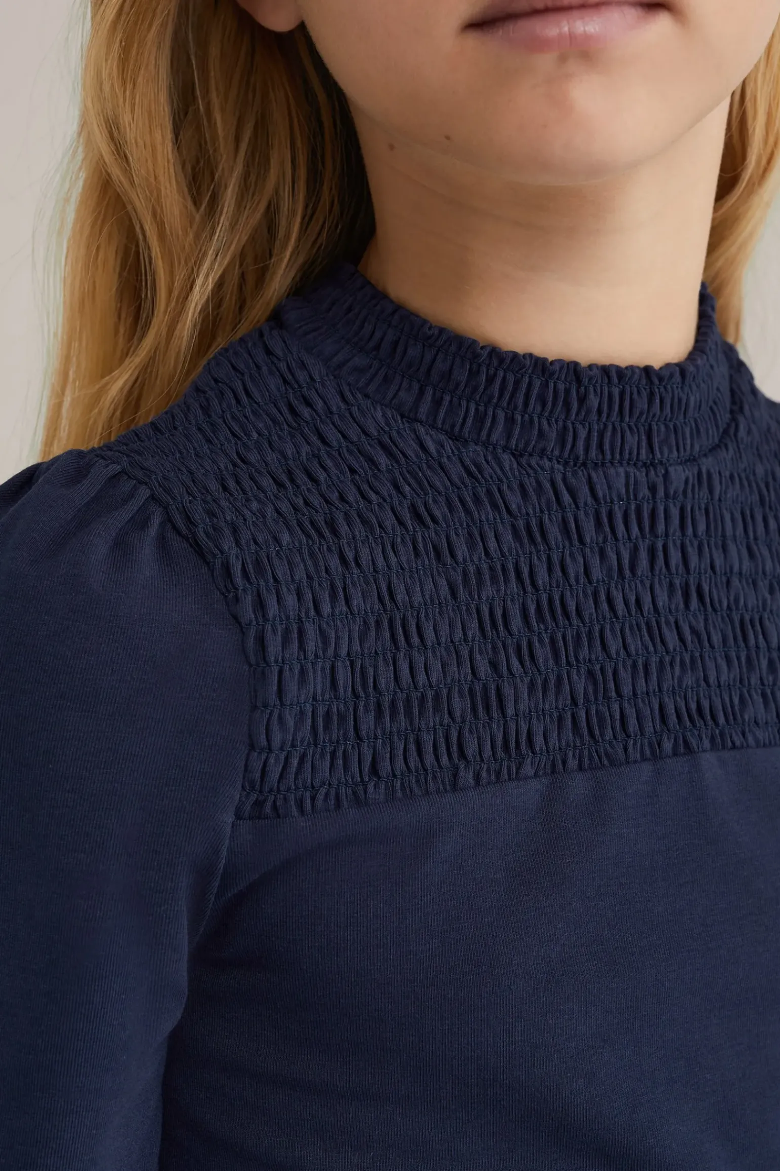 Meisjes T-shirt met gesmokt detail