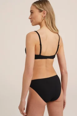 mid rise bikinibroekje met structuur