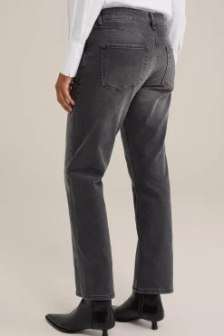 mid rise straight fit jeans met stretch