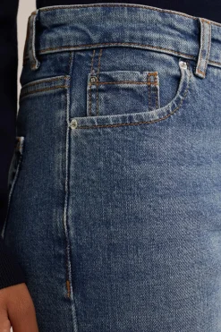 mid rise straight fit jeans met stretch