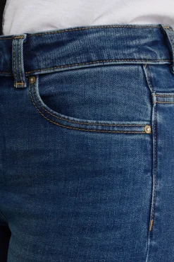 Mid rise superskinny jeans met superstretch