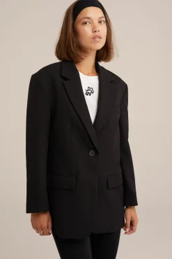 oversized fit blazer