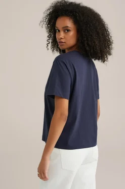 oversized T-shirt