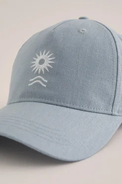 pet met embroidery