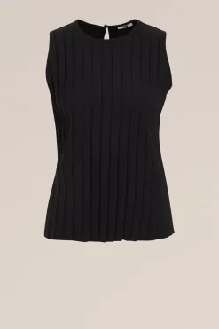 pliss&eacute; top