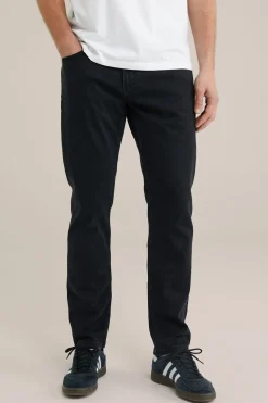 Rain ready slim fit jeans met medium stretch