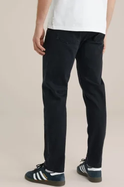 Rain ready slim fit jeans met medium stretch