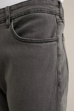 Rain ready slim fit jeans met medium stretch
