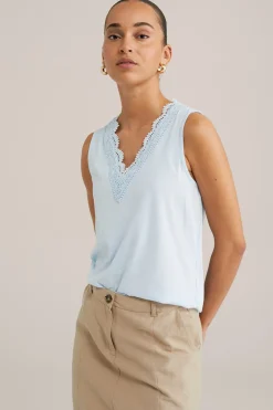 Singlet met kant