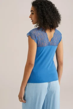 Singlet met kant