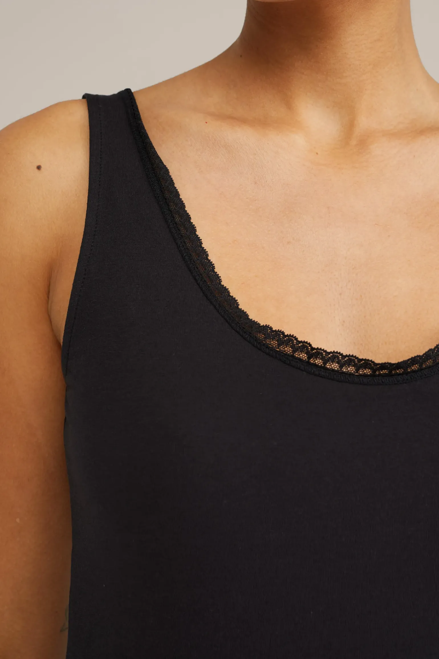 singlet met kant