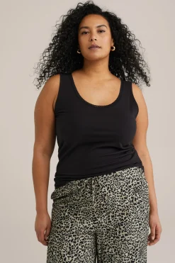 singlet met kant - Curve