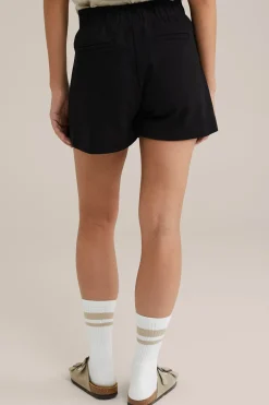skort