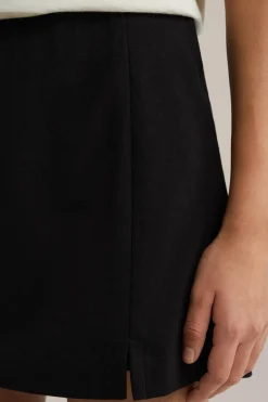 skort