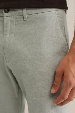 Slim fit chino