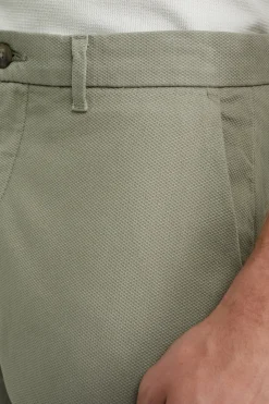 Slim fit chino met structuur