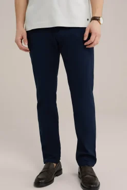 Slim fit chino met structuur