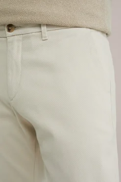Slim fit chino met structuur