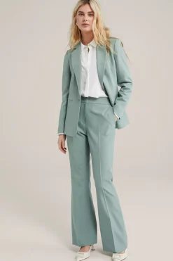 Slim fit flared pantalon