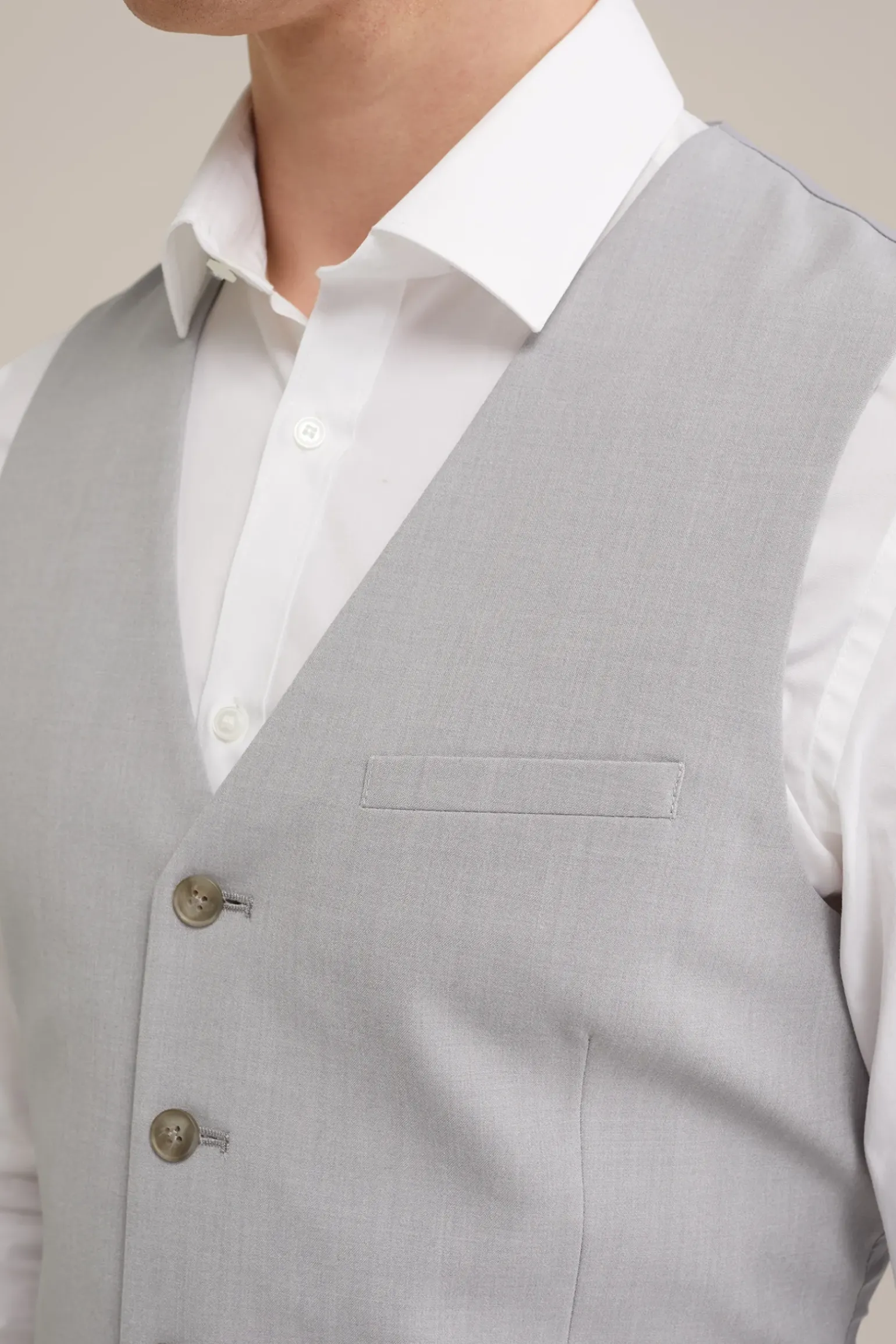 slim fit gilet