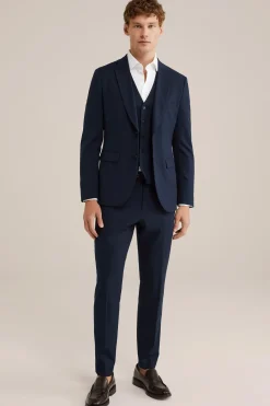 slim fit gilet