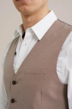 slim fit gilet