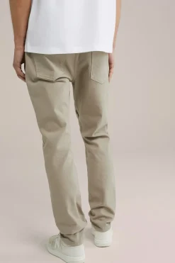 slim fit jeans met medium stretch