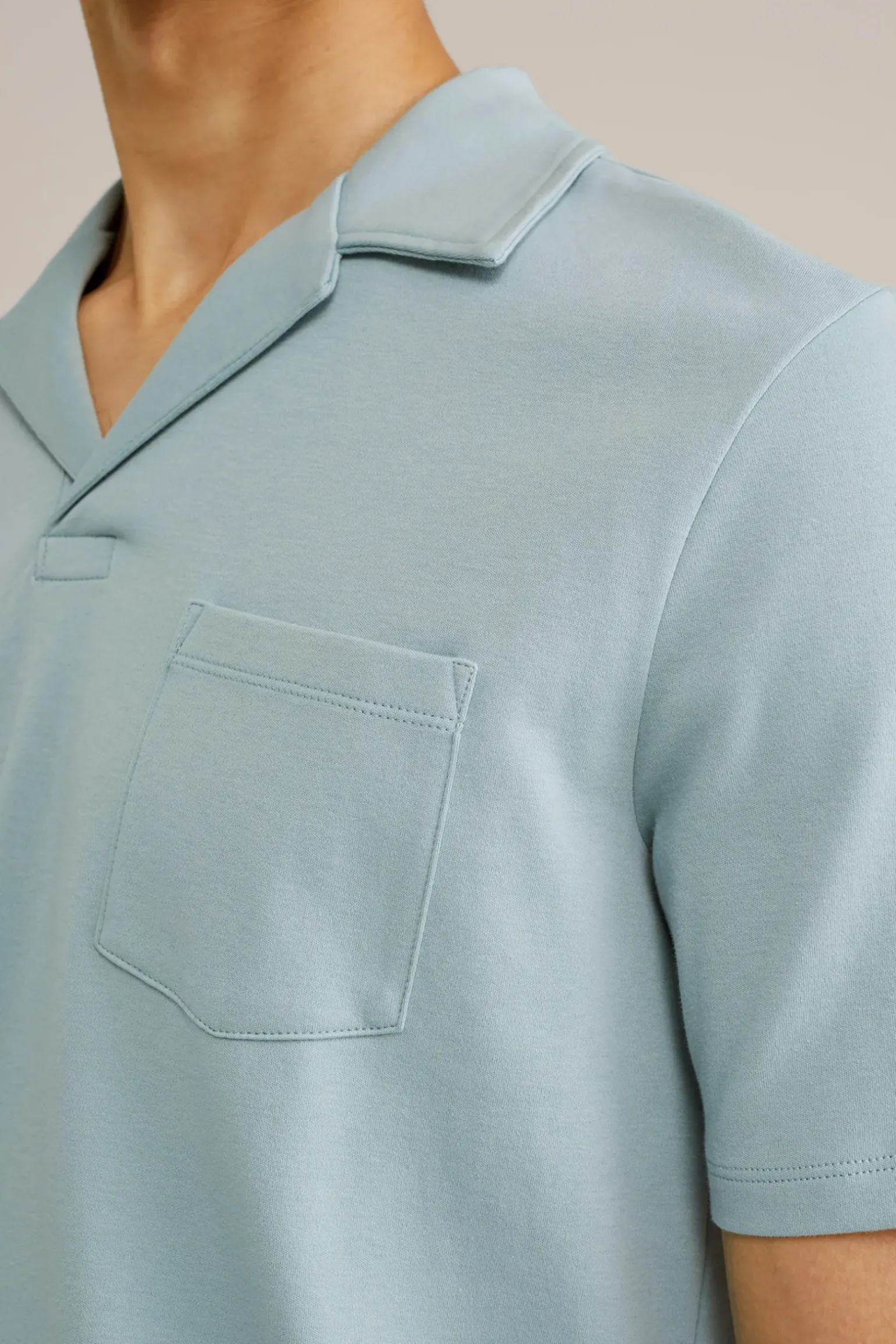 slim fit polo