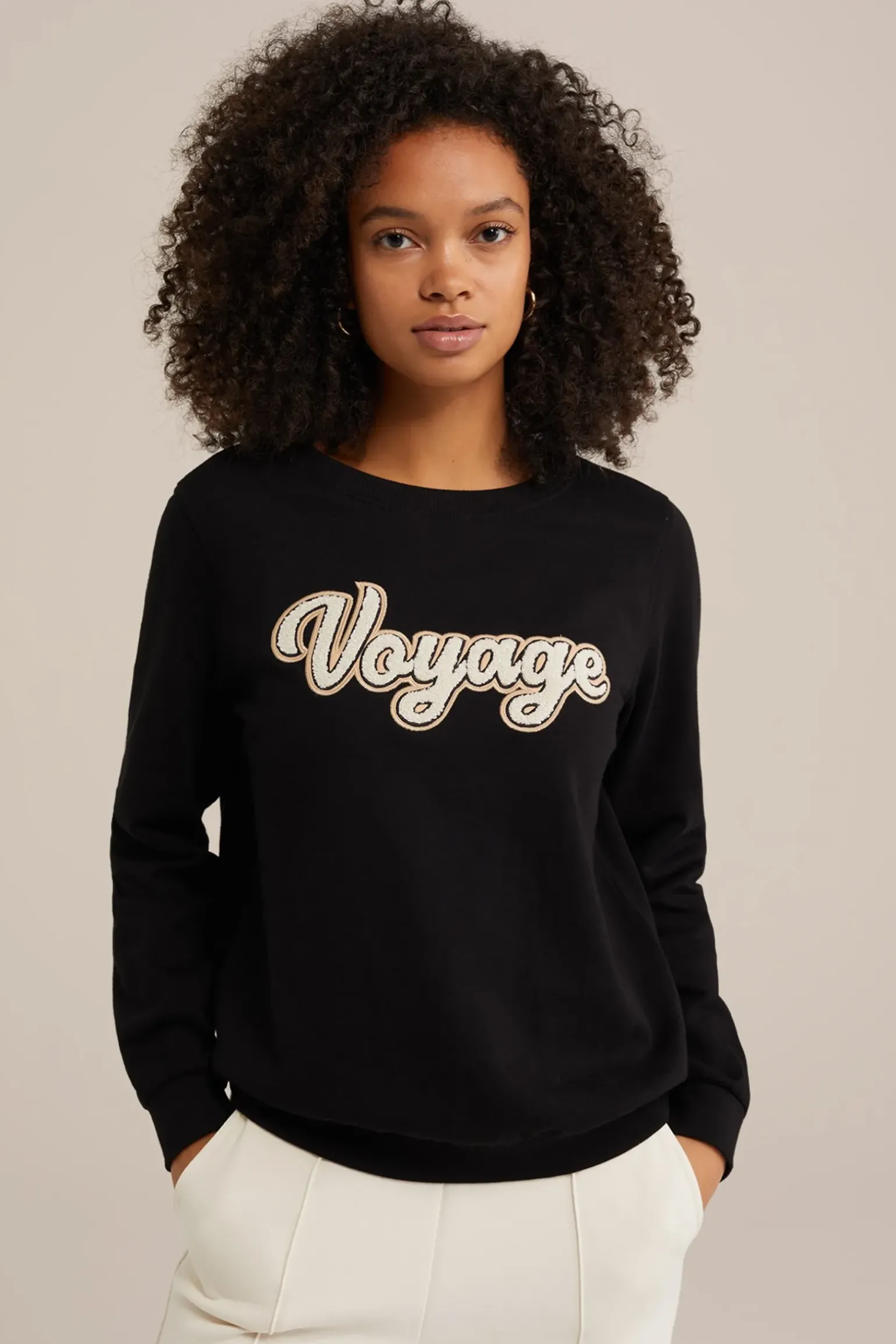 sweater met embroidery