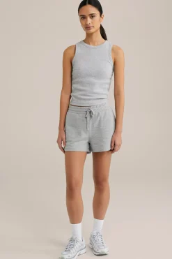 tanktop met ge&iuml;ntegreerde bh
