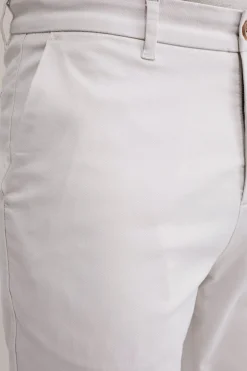Tapered soft touch chino van katoen modalmix