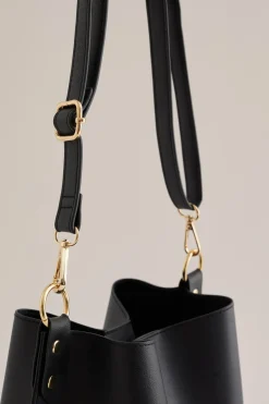 tas
