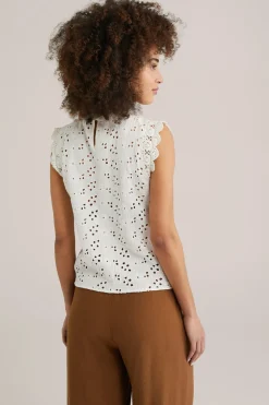 top met embroidery